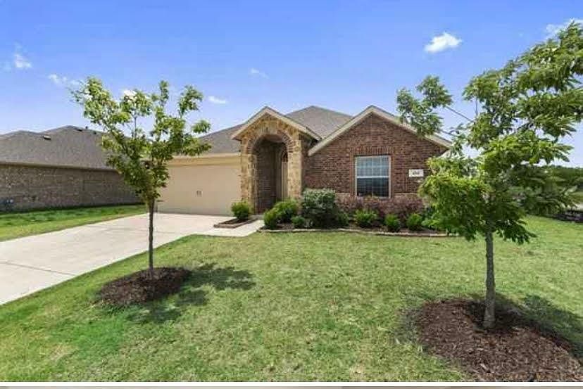 1st image of 121 Pony Ct