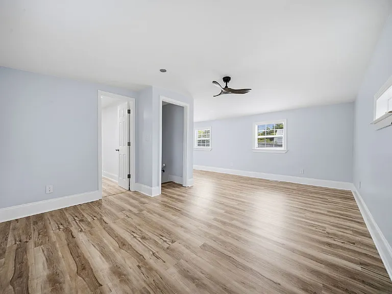 1109 Orange St — Photo 33