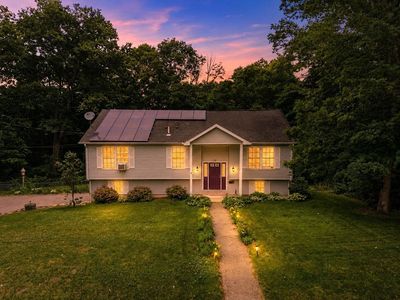 12 Charlton Rd, Dudley, MA, 01571