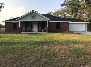 19 Forest Creek Dr, Huntsville, TX 77320