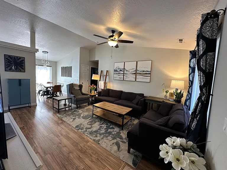 3582 W Manning Loop — Photo 2