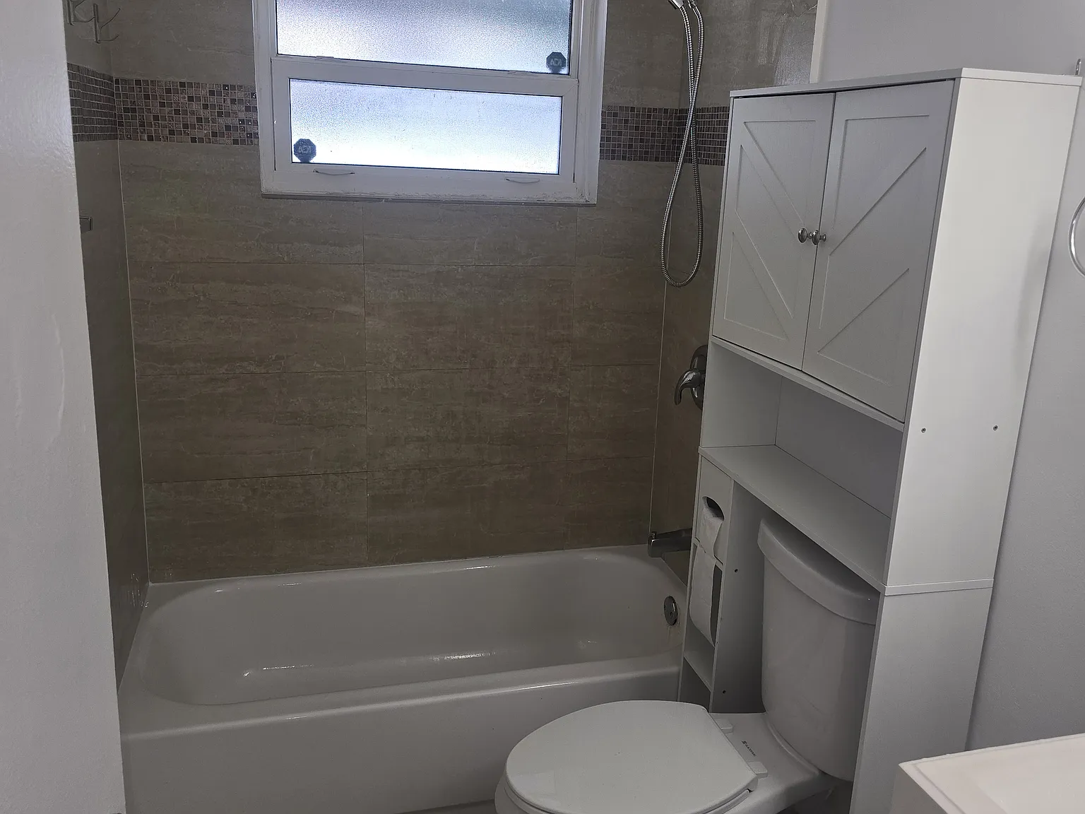 2 bed, 995 sqft, $2,600 — Photo 4