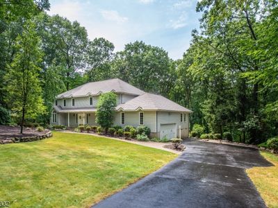 16 Round Hill Rd, Kinnelon, NJ, 07405