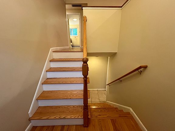 5th image of 15 Oak Rd