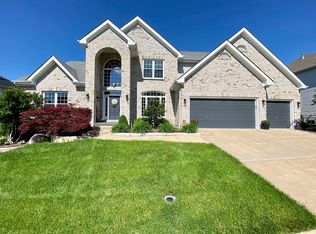 3050 Windsor Point Dr, Saint Louis, MO 63129