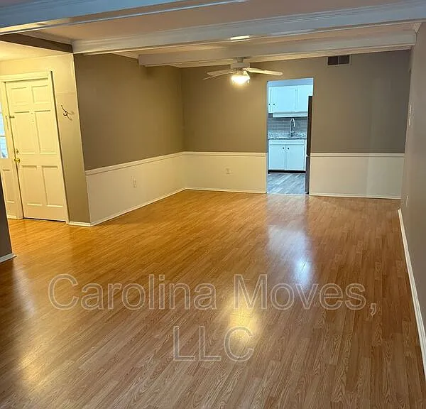 925 Cleveland St #102 — Photo 22