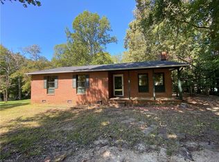 4931 Hoover Hill Rd, Trinity, NC 27370