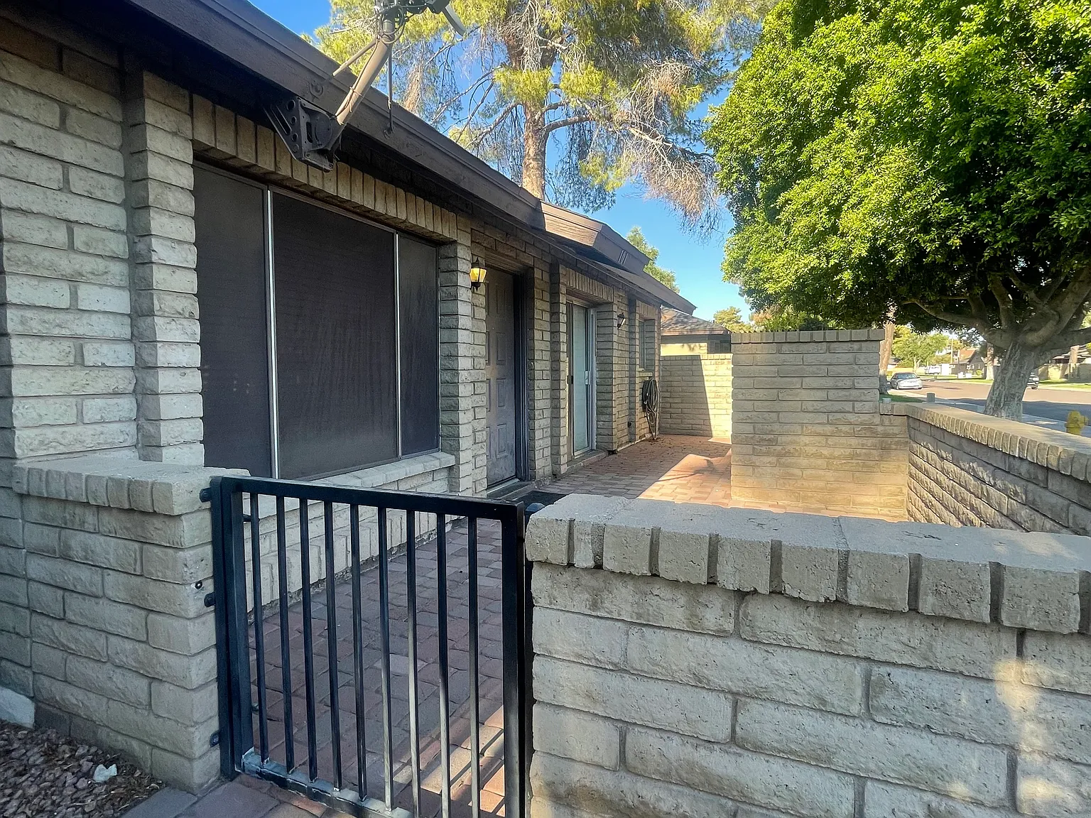 3 bed, 1258 sqft, $2,100 — Photo 1