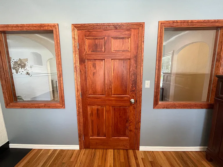 1225 N Main St — Photo 7