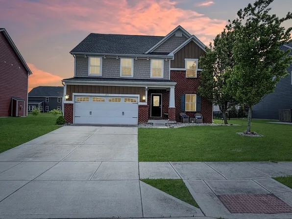 13513 Mancroft Dr, Fishers, IN 46037