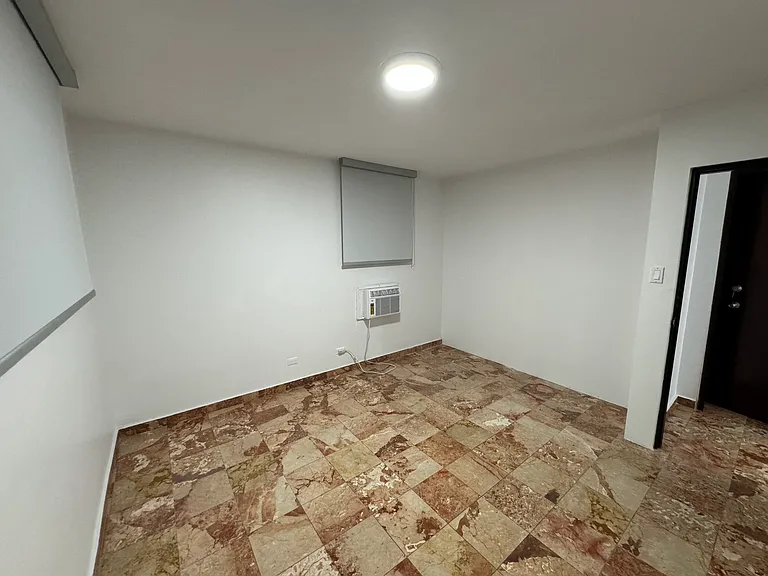 1373 Luchetti #901 — Photo 10