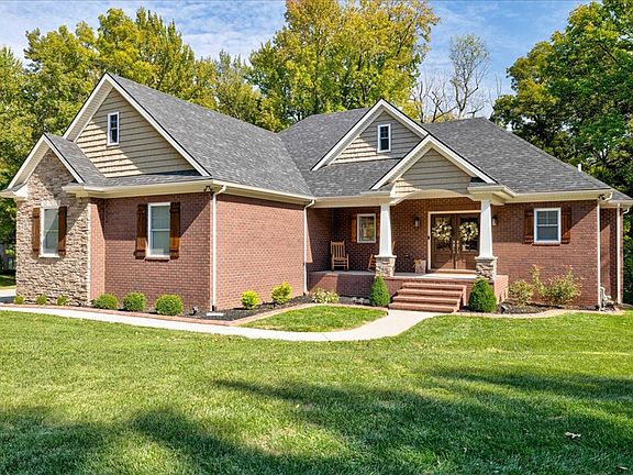 4th image of 3111 Oakridge Ct