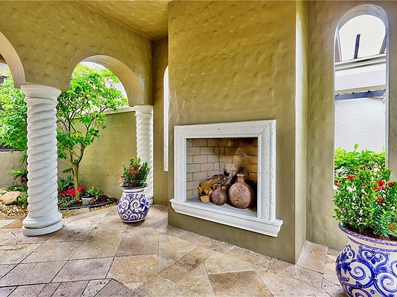 5th image of 9561 Kenley Ct