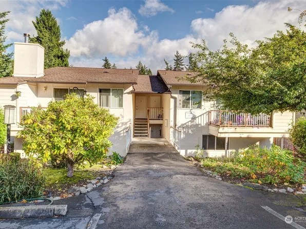 14124 74th Place NE #B, Kirkland, WA 98034