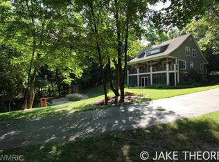 6260 Nine Mile Rd NE, Rockford, MI 49341