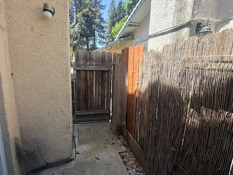 1471 Plumas St #1471 — Photo 22