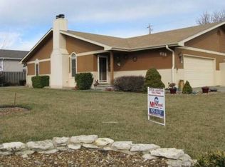 638 Fairdale Rd, Salina, KS 67401