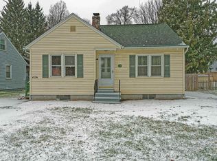 124 Winter St, Troy, NY 12180