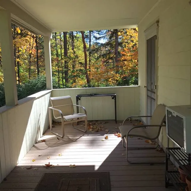 252 W Norwalk Rd — Photo 2