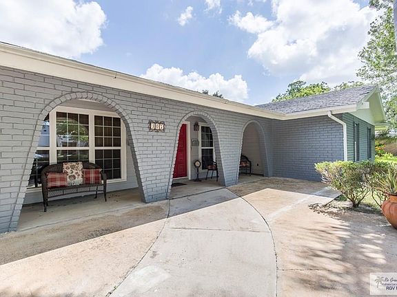 3rd image of 307 Creekbend Dr