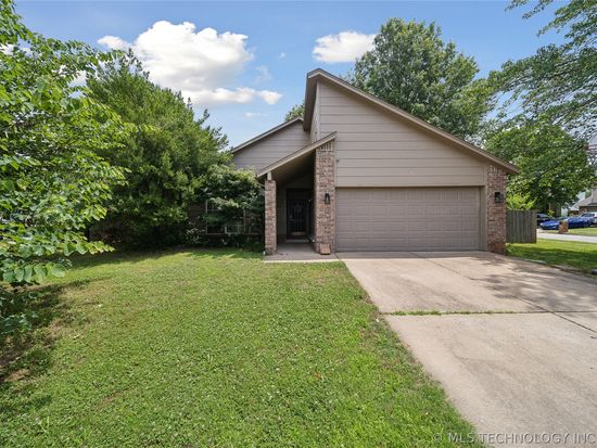6217 S Elm Ave, Broken Arrow, OK 74011