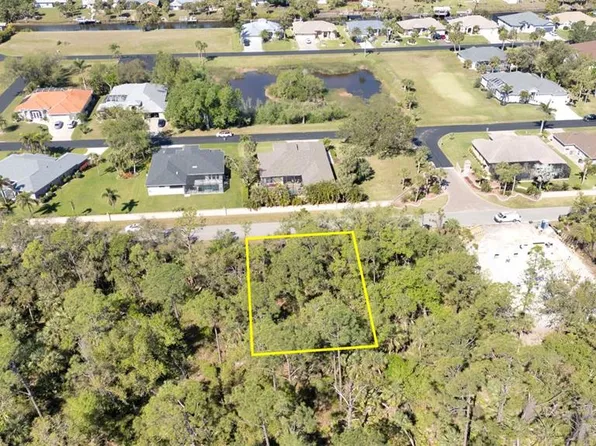2456 Hiawatha St #9, Pt Charlotte, FL 33948