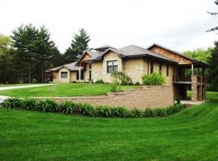 N2826 Ona Pines Rd, Weyauwega, WI 54983