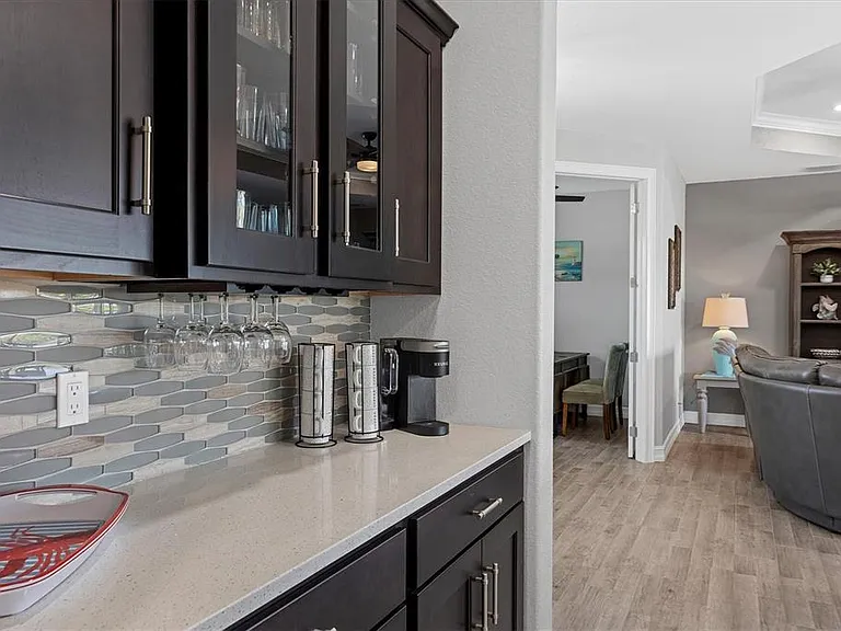 7403 Snow Dr — Photo 18