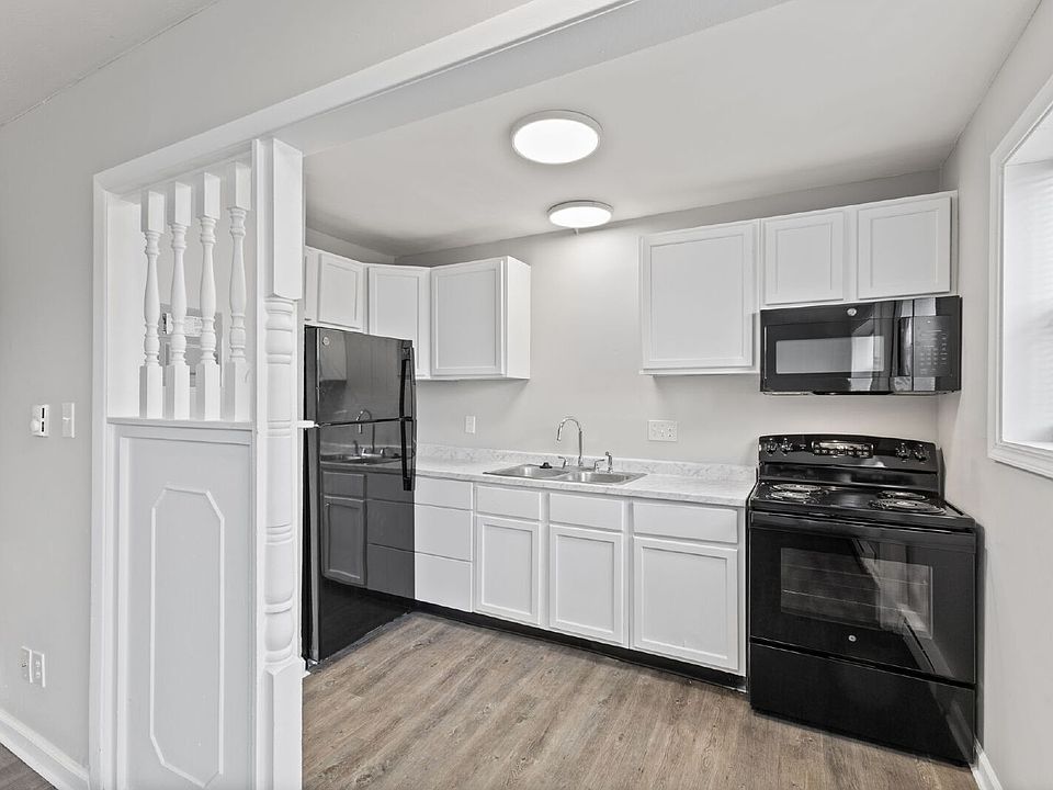 1st image of 5960 E 42nd St APT C