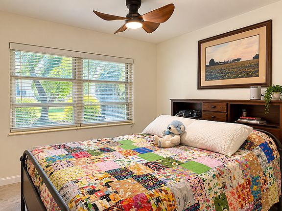 4th image of 325 NW Spanish River Blvd #18