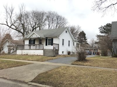 101 Roslyn Rd, Westmont, IL, 60559