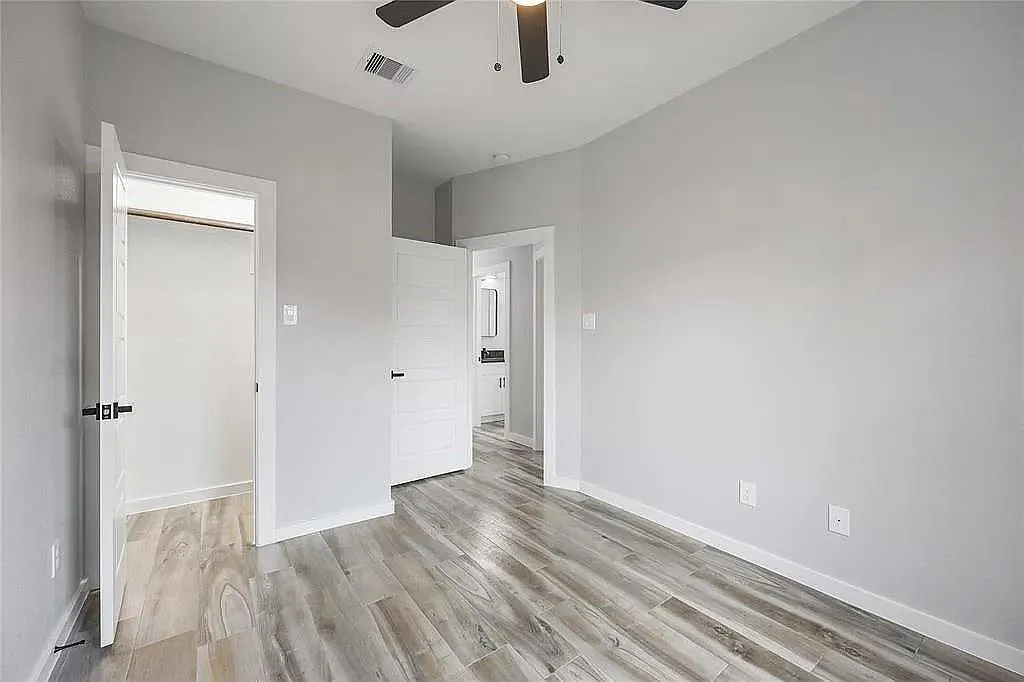 3 bed, 2.0 bath, 1195 sqft, $1,800 — Photo 4