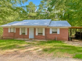 12 Boyd St, Camden, AL 36726