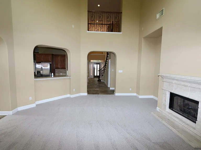 7102 Spring Run Ln — Photo 8