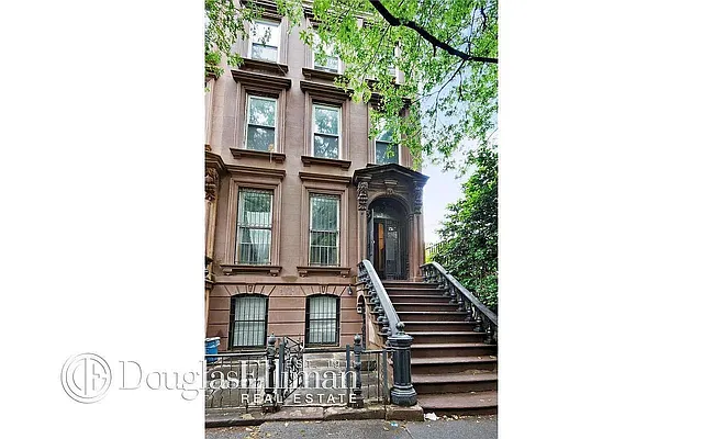 Rented by Douglas Elliman | media 32