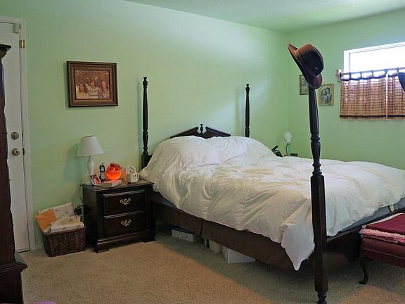 5th image of 4480 Walnut Dr