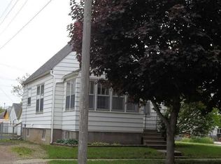 1103 E State St, Marshalltown, IA 50158
