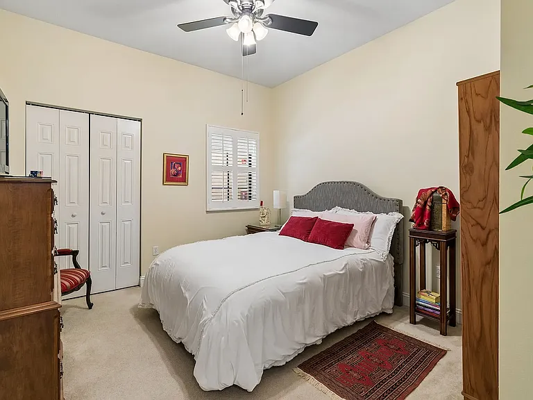 7702 Lake Vista Ct #202 — Photo 27