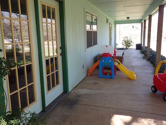 5th image of 275 Shortys Ln