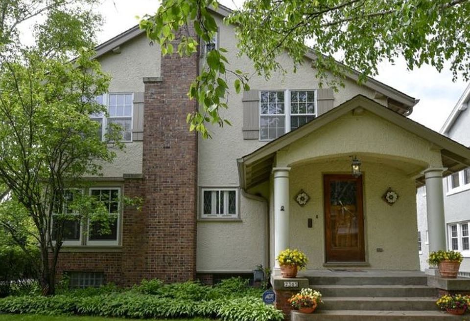 1st image of 2305 E Newton Ave