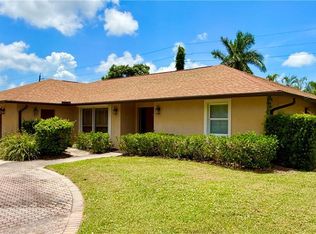 2171 Kings Lake BLVD, NAPLES, FL 34112