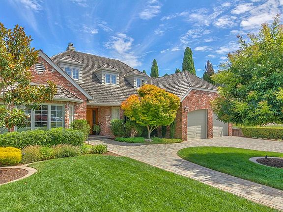 2nd image of 107 Rockridge Ct