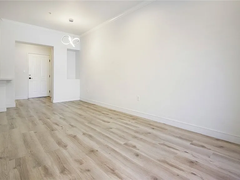 2117 Watermarke Pl — Photo 15