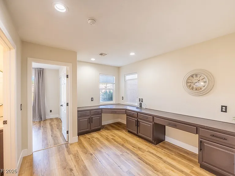 8217 Cabin Springs Ave — Photo 23