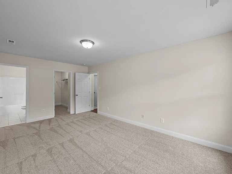 203 Macdonald Blvd — Photo 19