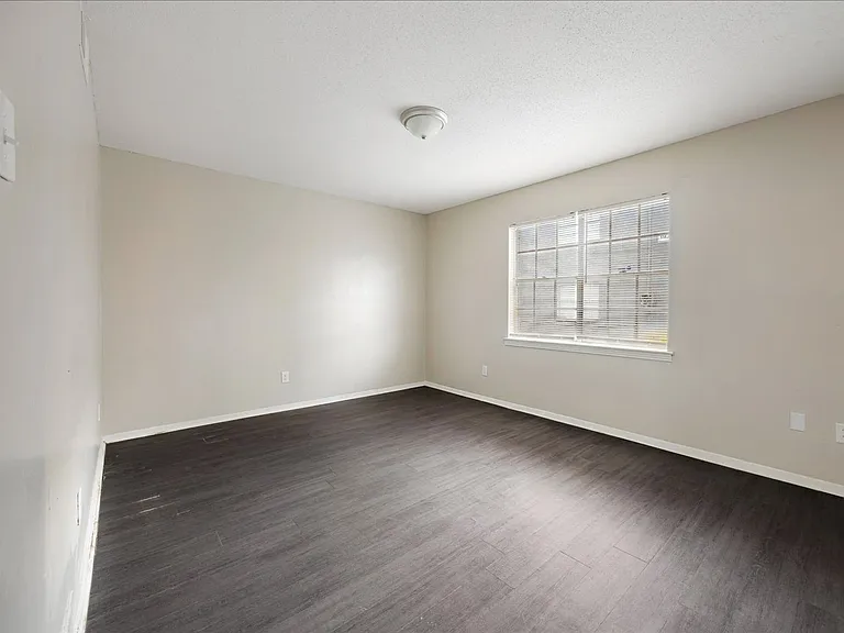 Graceland Pointe Apartments: Modern Style, Excellent Value in Memphis — Photo 21
