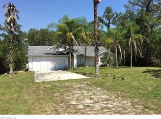 2206 McArthur Ave, Alva, FL 33920