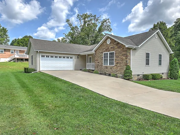 153 Comer Rd, Bristol, VA 24201
