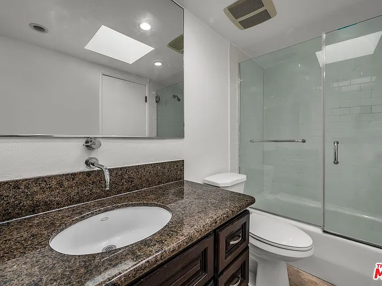 7301 Vista Del Mar Ave #A103 — Photo 42