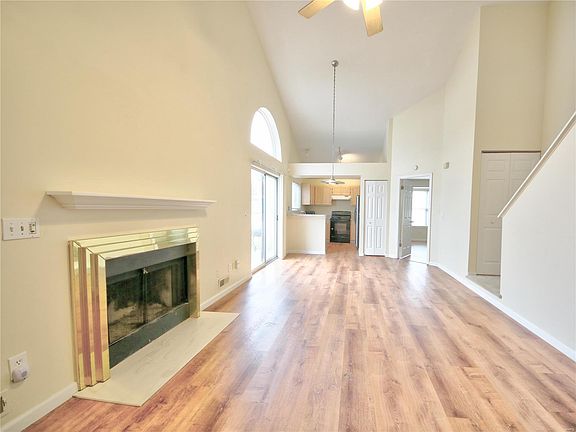 2nd image of 704 Liberty Village Dr